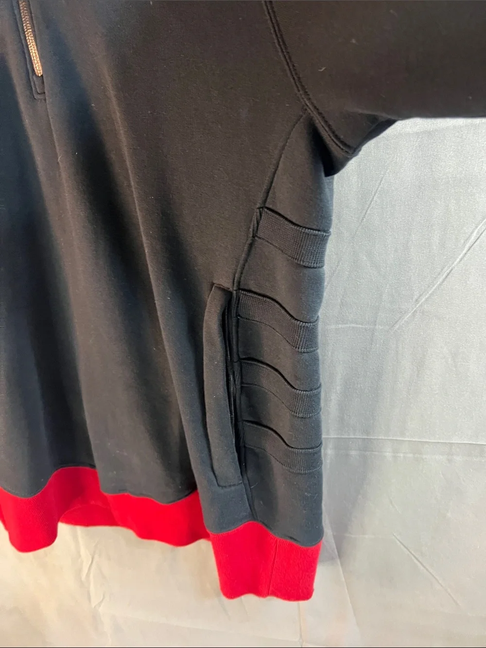 Jordan11 bread Black Hoodie with Red Trim men’s Lg
